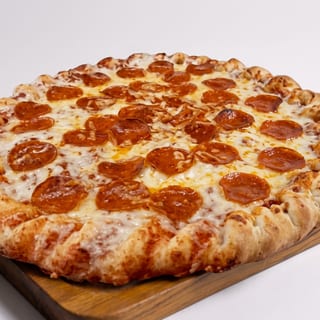 Medium 1-Topping Pizza 4pc Chicken & 8 Famous Potatoes